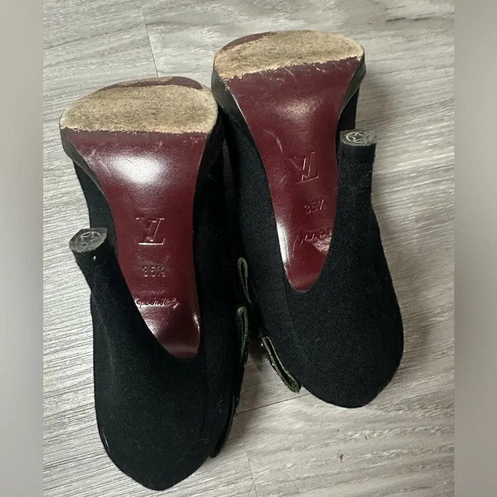 Vintage Louis vuitton Heels size 35 1/2